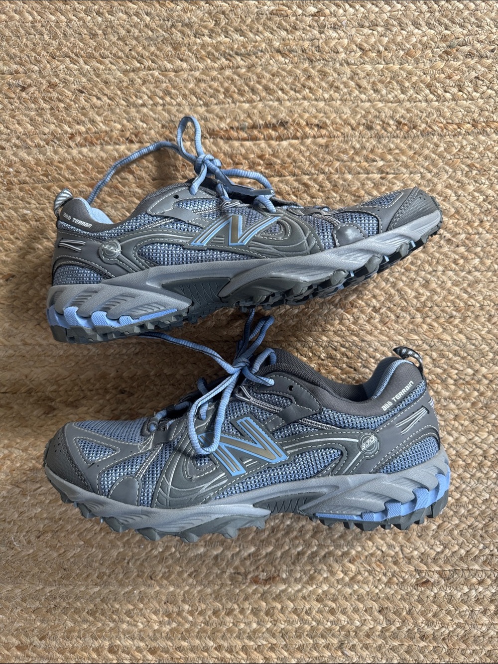 NEW BALANCE 573 All Terrain Trail Running Shoes 8.5